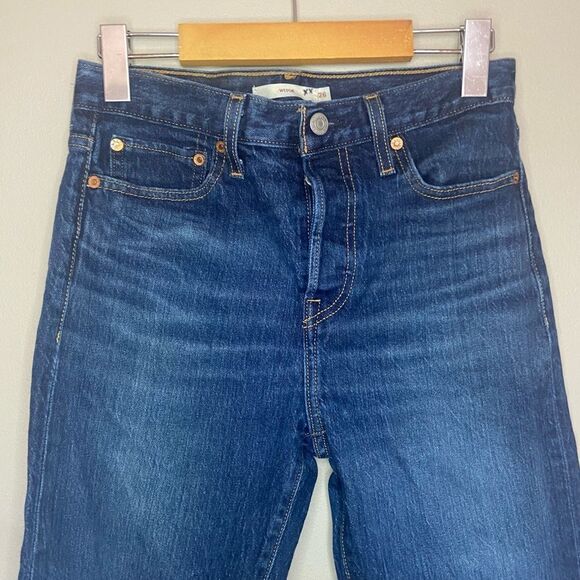 Levi’s Blue Dark-Wash Wedgie Button-Fly High-Rise Jeans Size 26 - Picture 2 of 8
